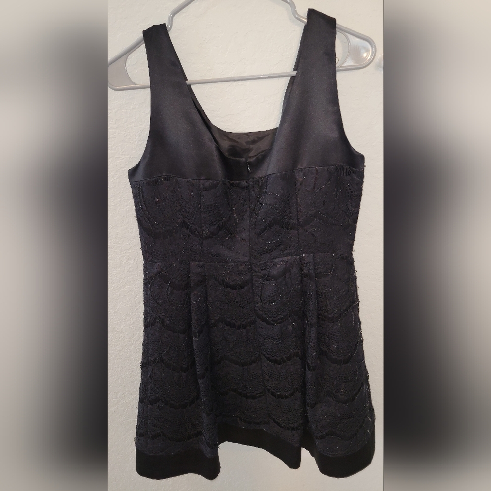 Calvin Klein Elegant BLACK Lace/Sequined Fit & Flare Cocktail Dress,...Size 12 - Picture 3 of 6